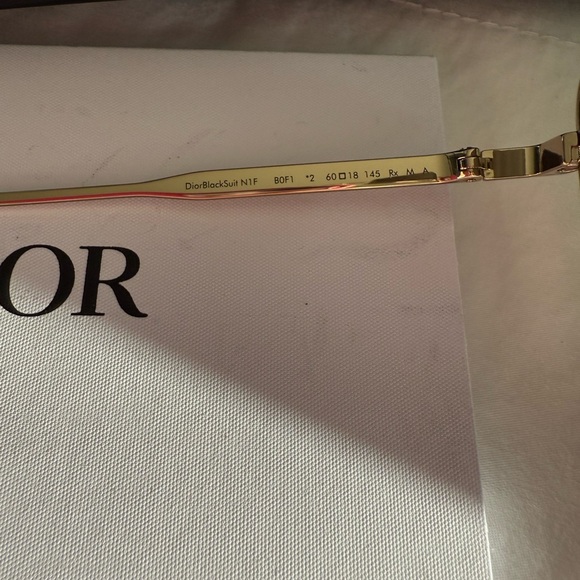 NWT DIOR - Sunglasses - DiorBlackSuit N1F - Gold Brown - Dior Eyewear - Picture 5 of 8